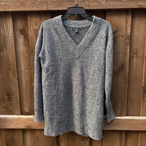 Athleta Gray V-Neck Sweater